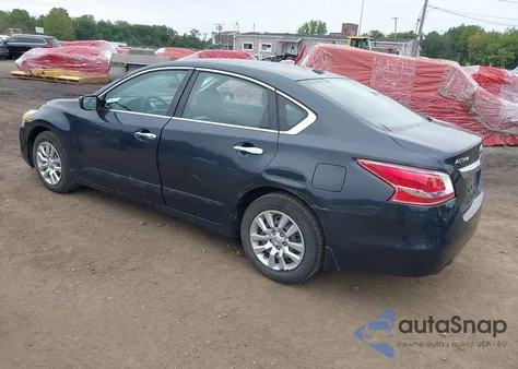 2015 Nissan Altima 2.5 S из США, поврежденный, VIN 1N4AL3AP4FC413660